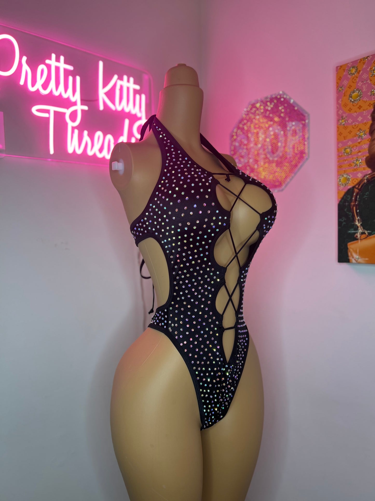 Dynasty one piece 🖤  (Ready to Ship)