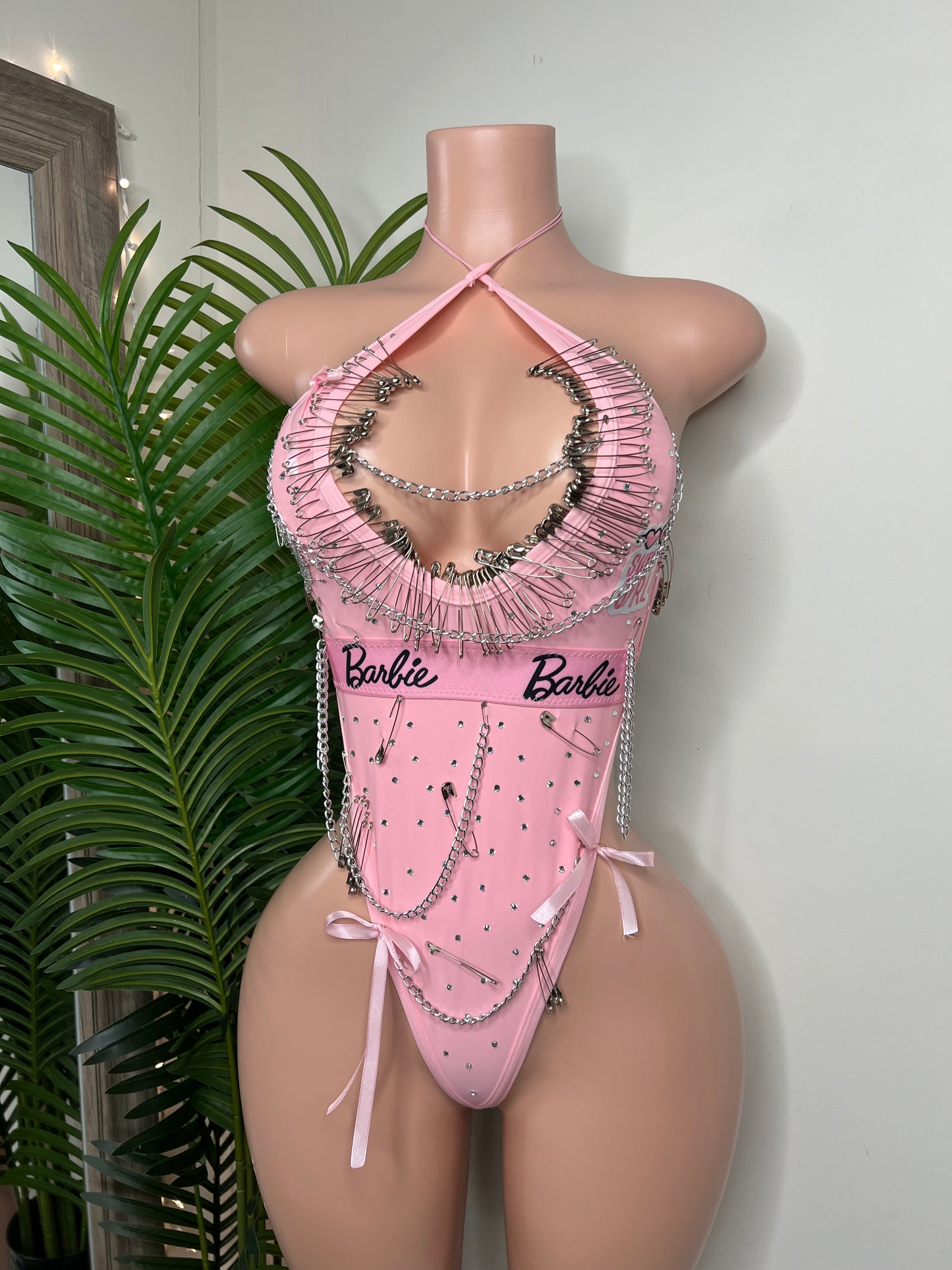 Chain Reaction One Piece (Ready To Ship)